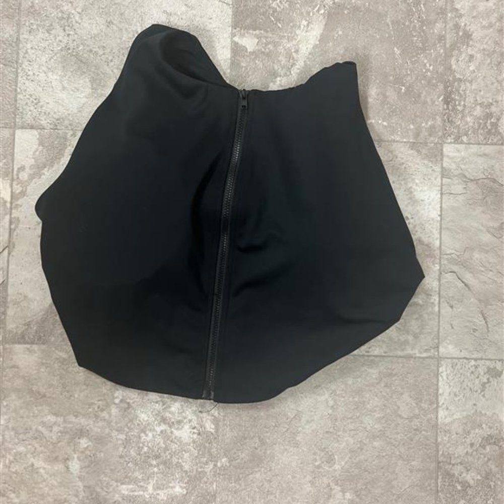 BuffBunny Front Zip Sports Bra